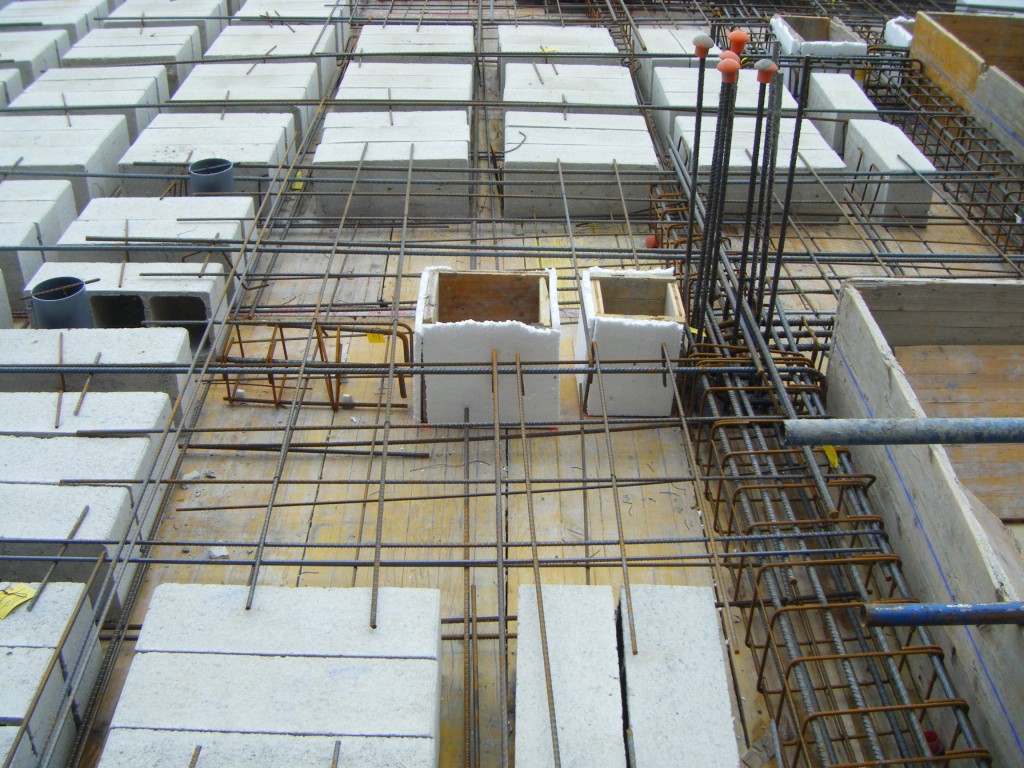 <img src="http://parisingenieros.com/imagen/construccion de estructuras.jpg" alt="Servicios de construccion civil" /> 