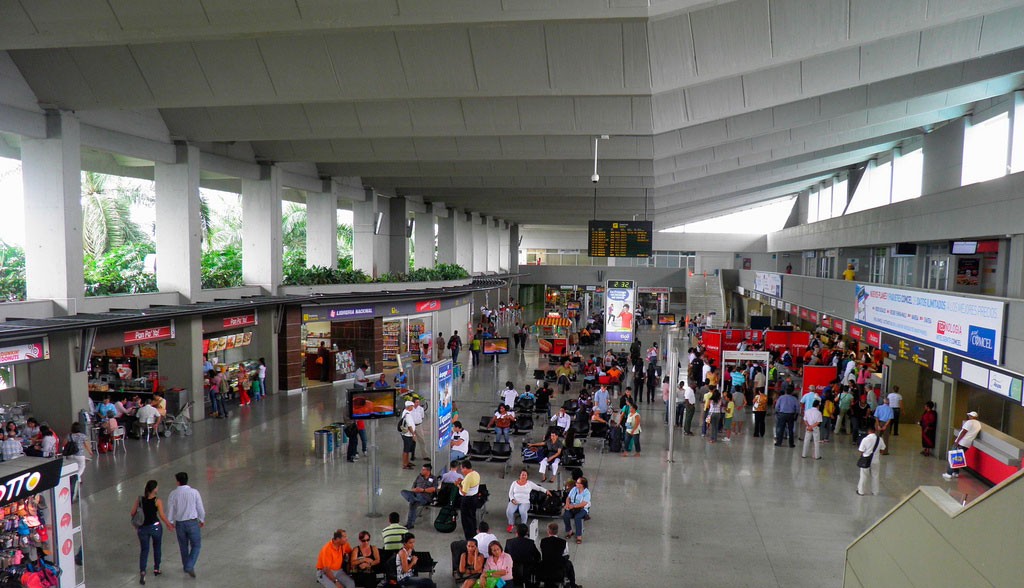 img src="http://www.parisingenieros.com/asfalto.jpg" alt="Construccion de estructuras en concreto"